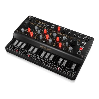 BEHRINGER PHARA-O MINI シンセサイザー 3VCO/クラシックVCF/リングモジュレーター16ステップシーケンサー/ディレイ搭載 全体