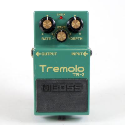 【中古】 トレモロ エフェクター BOSS TR-2 Tremolo ギターエフェクター 正面