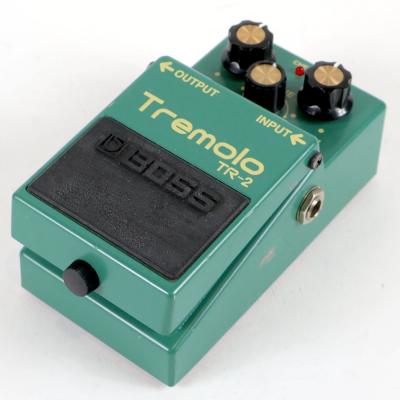 【中古】 トレモロ エフェクター BOSS TR-2 Tremolo ギターエフェクター 右サイド