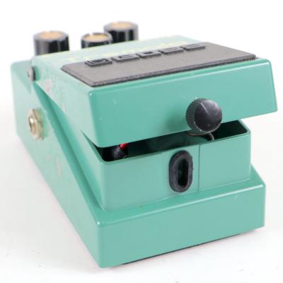 【中古】 トレモロ エフェクター BOSS TR-2 Tremolo ギターエフェクター ゴムブッシュ劣化