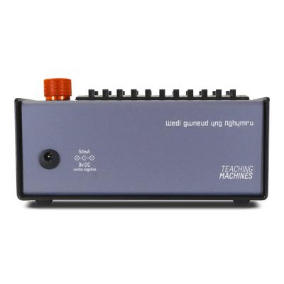 TEACHING MACHINES ティーチングマシンズ FuzzBillion ファズ ディストーション オーバードライブ エフェクター リア画像