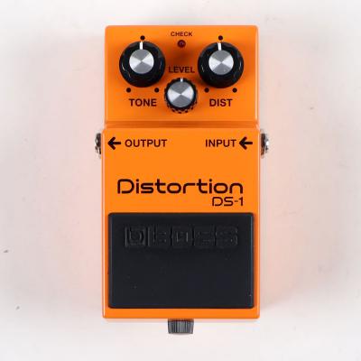 【中古】ディストーション エフェクター BOSS DS-1 Distortion ギターエフェクター 正面