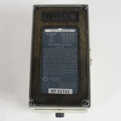 【中古】 クロマチックチューナー エフェクター BOSS TU-2 Chromatic Tuner ペダルチューナー 底面