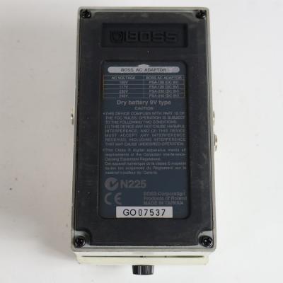 【中古】 クロマチックチューナー エフェクター BOSS TU-2 Chromatic Tuner ペダルチューナー 底面