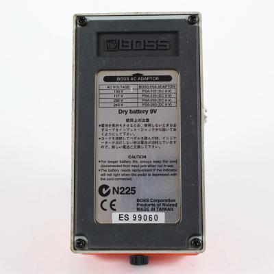 【中古】メガディストーション エフェクター BOSS MD-2 Mega Distortion ギターエフェクター ディストーション 裏面