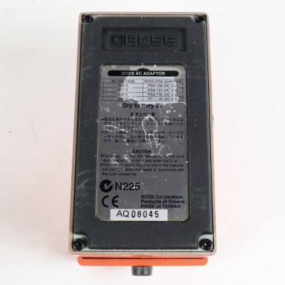 【中古】メガディストーション エフェクター BOSS MD-2 Mega Distortion ギターエフェクター ディストーション 底面