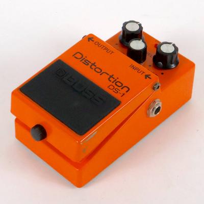 【中古】 ディストーション エフェクター BOSS DS-1 Distortion Made in Japan ギターエフェクター 右サイド