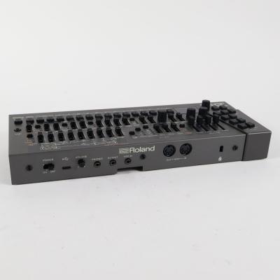 【中古】 ROLAND JD-08 シンセサイザー Boutiquec ローランド ブティークシリーズ 本体画像 裏