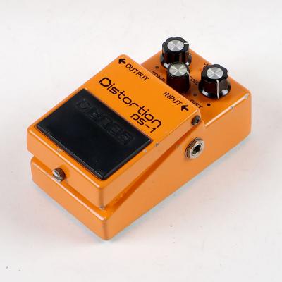 【中古】 ディストーション エフェクター BOSS DS-1 Distortion 1980年製 Made in Japan Silver Screw 銀ネジ ギターエフェクター 全体