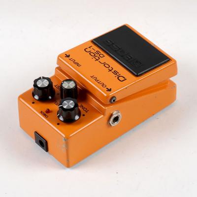 【中古】 ディストーション エフェクター BOSS DS-1 Distortion 1980年製 Made in Japan Silver Screw 銀ネジ ギターエフェクター 全体