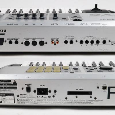 【中古】 シンセサイザー ROLAND FANTOM-X6 ローランド 本体画像 裏