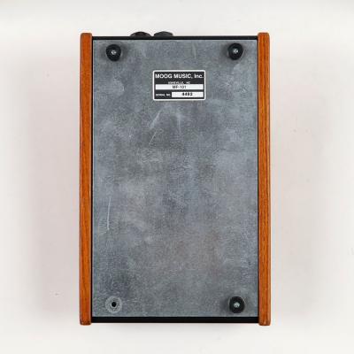 【中古】 ローパスフィルター moog MF-101 Lowpass Filter 裏面