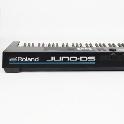 【中古】 ROLAND JUNO-DS88 シンセサイザー 側面