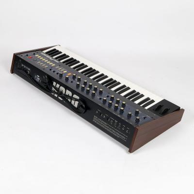 【中古】 シンセサイザー KORG POLYSIX 全体