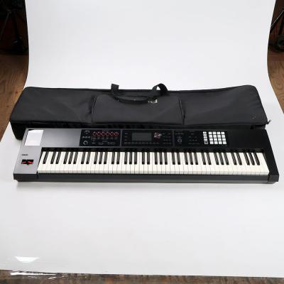 【中古】 ROLAND FA-08 Music Workstation シンセサイザー 88鍵