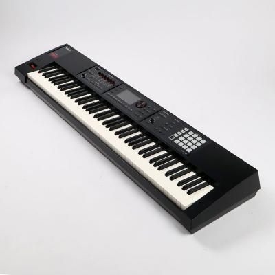 【中古】 ROLAND FA-08 Music Workstation シンセサイザー 88鍵 全体
