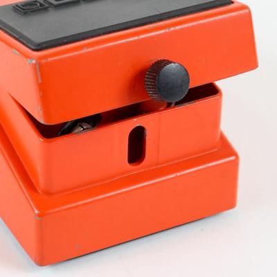 【中古】メガディストーション エフェクター BOSS MD-2 Mega Distortion ギターエフェクター ディストーション ゴムブッシュ欠品