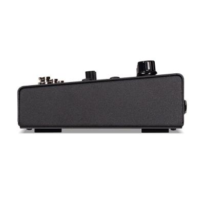 マルチエフェクター BLACKSTAR ID:X FlOOR 1 DSPモデラー 12種類のギターアンプモデル/3種類のベースアンプモデル 側面