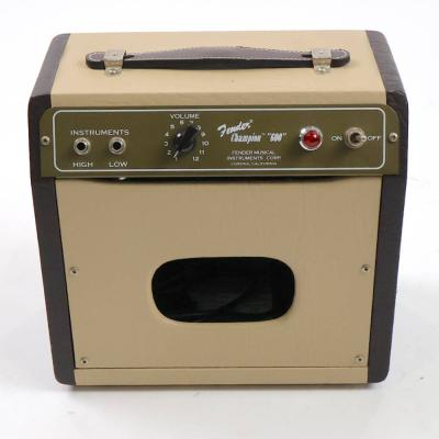 【中古】 ギターアンプ Fender フェンダー Champion 600 背面