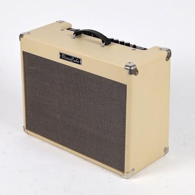 【中古】 ROLAND Blues Cube Artist BC-ARTIST ギターアンプ 全体