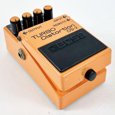 【中古】 ターボディストーション エフェクター BOSS DS-2 Turbo Distortion Made in Japan 日本製 ギターエフェクター 本体画像 斜め 2