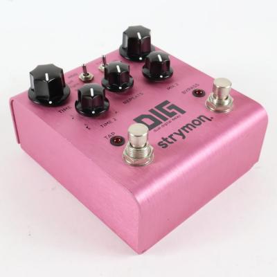 【中古】 ディレイ strymon DIG dual digital delay ストライモン ギターエフェクター 本体画像 斜め