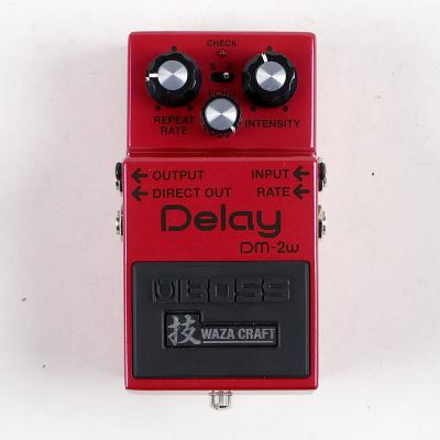 【中古】 アナログディレイ エフェクター BOSS DM-2W Delay WAZA CRAFT ギターエフェクター ディレイ 正面