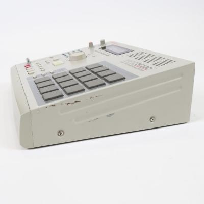 【中古】 サンプラー AKAI MPC2000 側面