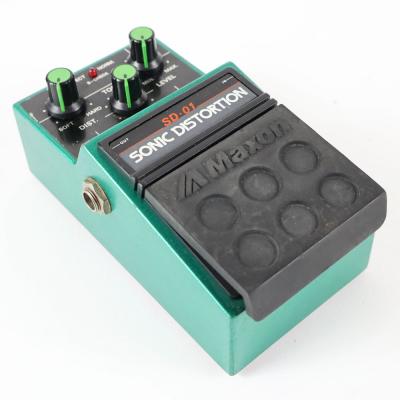 【中古】 MAXON マクソン SD-01 Sonic Distortion ディストーション ギターエフェクター 本体画像 斜め 2