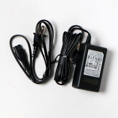 【中古】 ギターアンプ ローランド ROLAND CUBE Street RED 乾電池駆動パフォーマンス用ステレオアンプ ギターアンプ 付属品