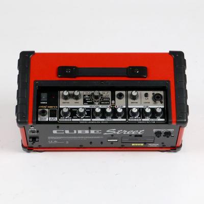【中古】 ギターアンプ ローランド ROLAND CUBE Street RED 乾電池駆動パフォーマンス用ステレオアンプ ギターアンプ 上面