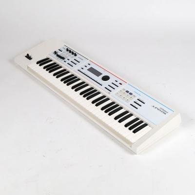 【中古】 シンセサイザー ROLAND JUNO-DS61 W 全体
