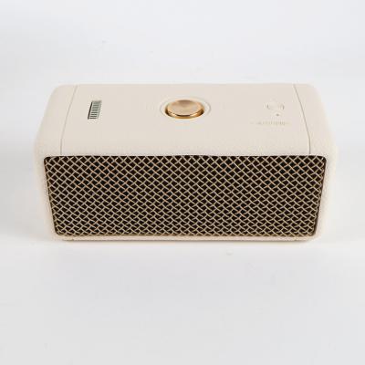 【中古】 MARSHALL Emberton II Cream Bluetooth ワイヤレススピーカー 背面