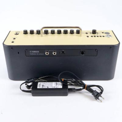 【中古】 ギターアンプ ヤマハ YAMAHA THR30II Wireless 小型ギターアンプ 背面