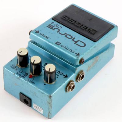 【中古】 コーラス エフェクター BOSS CE-3 Chorus ギターエフェクター 左サイド