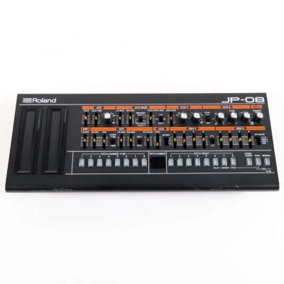 【中古】 シンセサイザー Roland Boutique JP-08 JUPITER-8を小型化したデスクトップシンセサイザー 正面