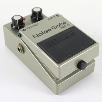 【中古】 ノイズゲート エフェクター BOSS NF-1 Noise Gate Made in Japan ギターエフェクター 本体画像 斜め 2