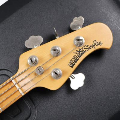 【中古】 MUSIC MAN ミュージックマン StingRay スティングレイ Black / M 1997年製 エレキベース ヘッド画像