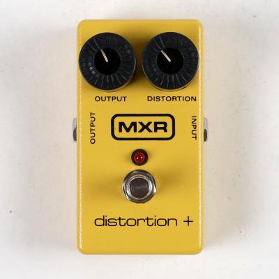 【中古】 ディストーション エフェクター MXR M-104 DISTORTION+ ギターエフェクター 正面