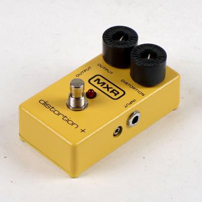 【中古】 ディストーション エフェクター MXR M-104 DISTORTION+ ギターエフェクター 全体