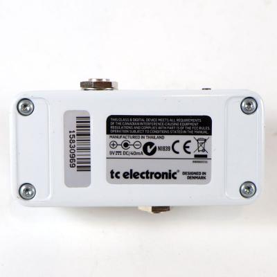 【中古】 チューナー tc electronic PolyTune 2 mini バッファー内蔵 ペダルチューナー tcエレクトロニック 裏面