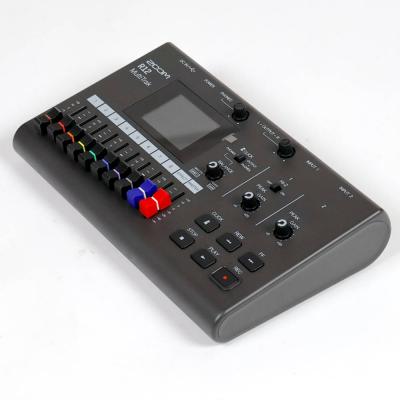 【中古】 ZOOM R12 マルチトラックレコーダー タッチ操作対応 8トラック仕様 右サイド