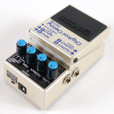 【中古】 ディレイ エフェクター BOSS DD-8 Digtal Delay ギターエフェクター 左サイド
