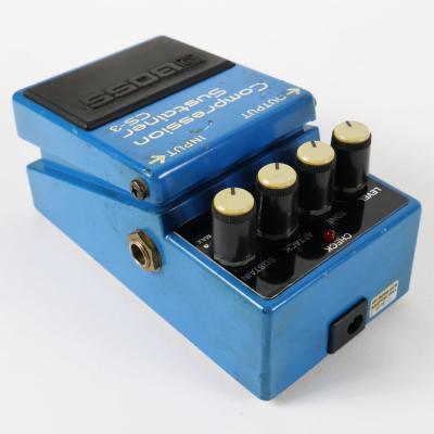 【中古】コンプレッサー エフェクター BOSS CS-3 Compression Sustainer ギターエフェクター 本体画像 斜め 2
