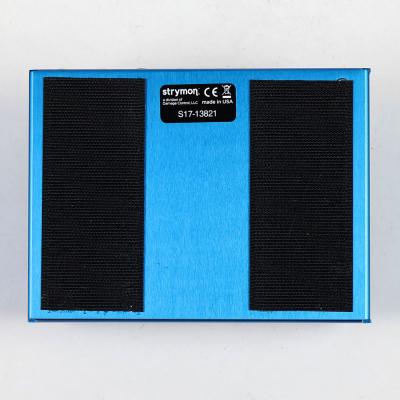 【中古】 strymon MOBIUS モジュレーション・マシーン 裏面