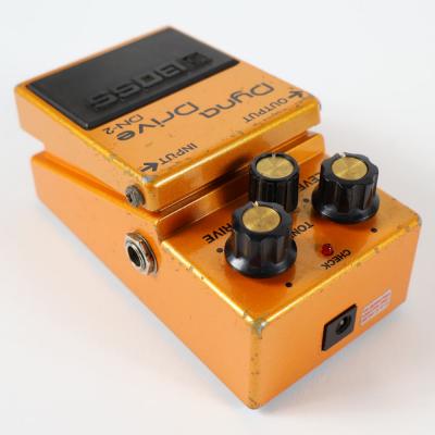 【中古】 オーバードライブ エフェクター BOSS DN-2 Dyna Drive ギターエフェクター 本体画像 斜め