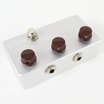 【中古】 オーバードライブ SUMO STOMP スモウストンプ Shorttail #S430 ギターエフェクター 本体画像 斜め