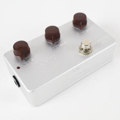 【中古】 オーバードライブ SUMO STOMP スモウストンプ Shorttail #S430 ギターエフェクター 本体画像 斜め 2