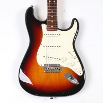 【中古】 エレキギター Fender American Standard Stratocaster 3-Color Sunburst 2011年製 フェンダー アメリカンスタンダード ストラトキャスター 詳細画像