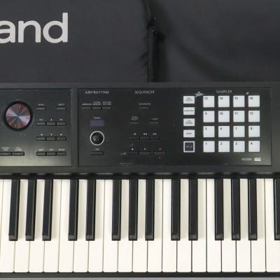 【中古】 ROLAND FA-08 Music Workstation シンセサイザー 88鍵 右コントロール